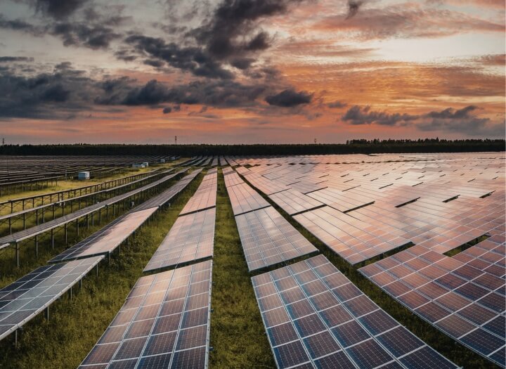 Freiflaechenanlagen, Photovoltaik Planung, Gewerbe Photovoltaik, PV Gewerbe Angebot